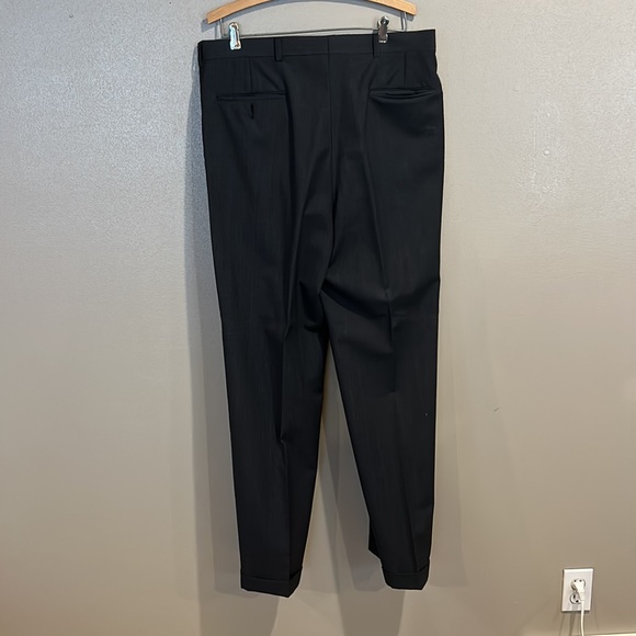 Hart Shaffer Marx Men’s Suit. - Picture 5 of 6